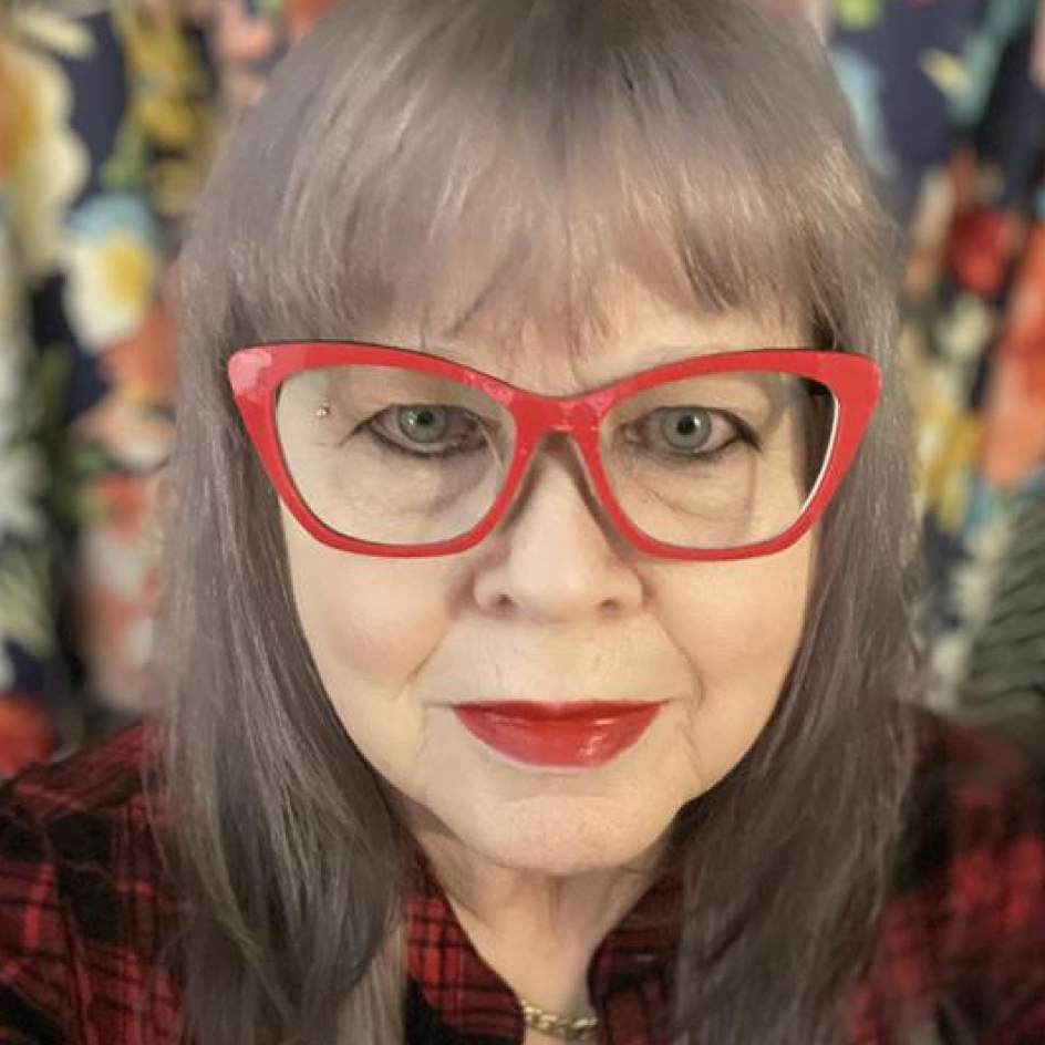 Geller Gal community image 